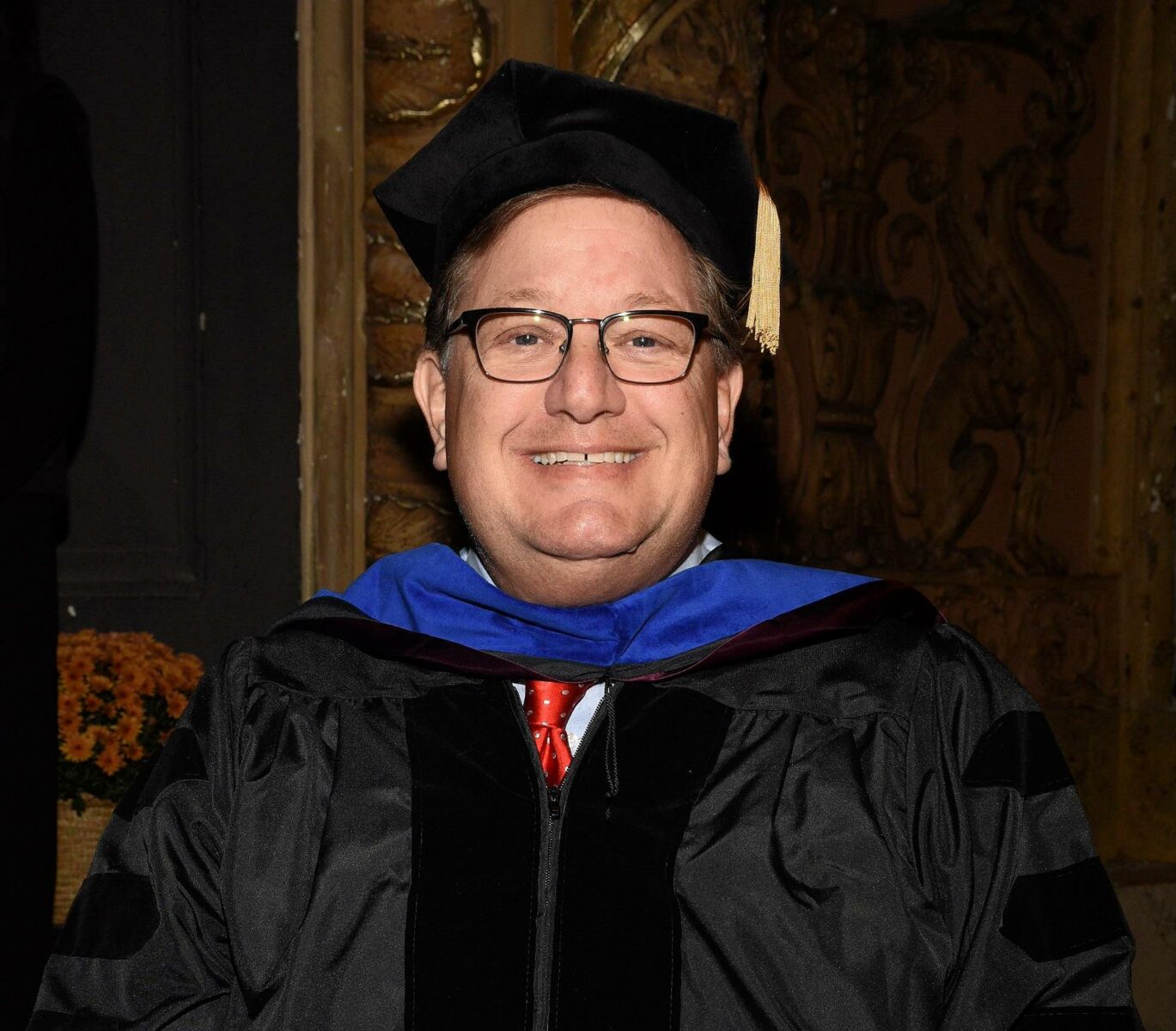 Photo du Dr Clarkson avec la délégation du Cap-Vert